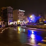 Anastasia Hotel *