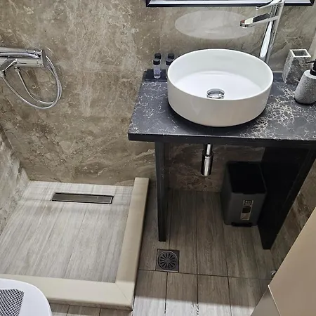 Отель Anastasia