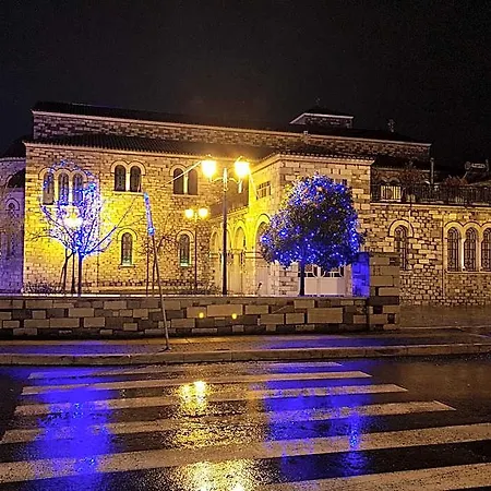 Anastasia Otel Golos