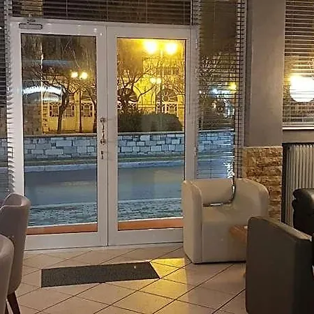 Anastasia *