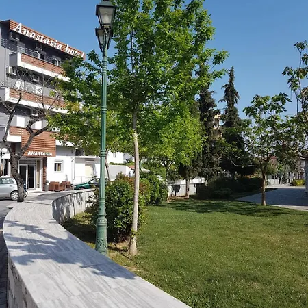 Отель Anastasia *